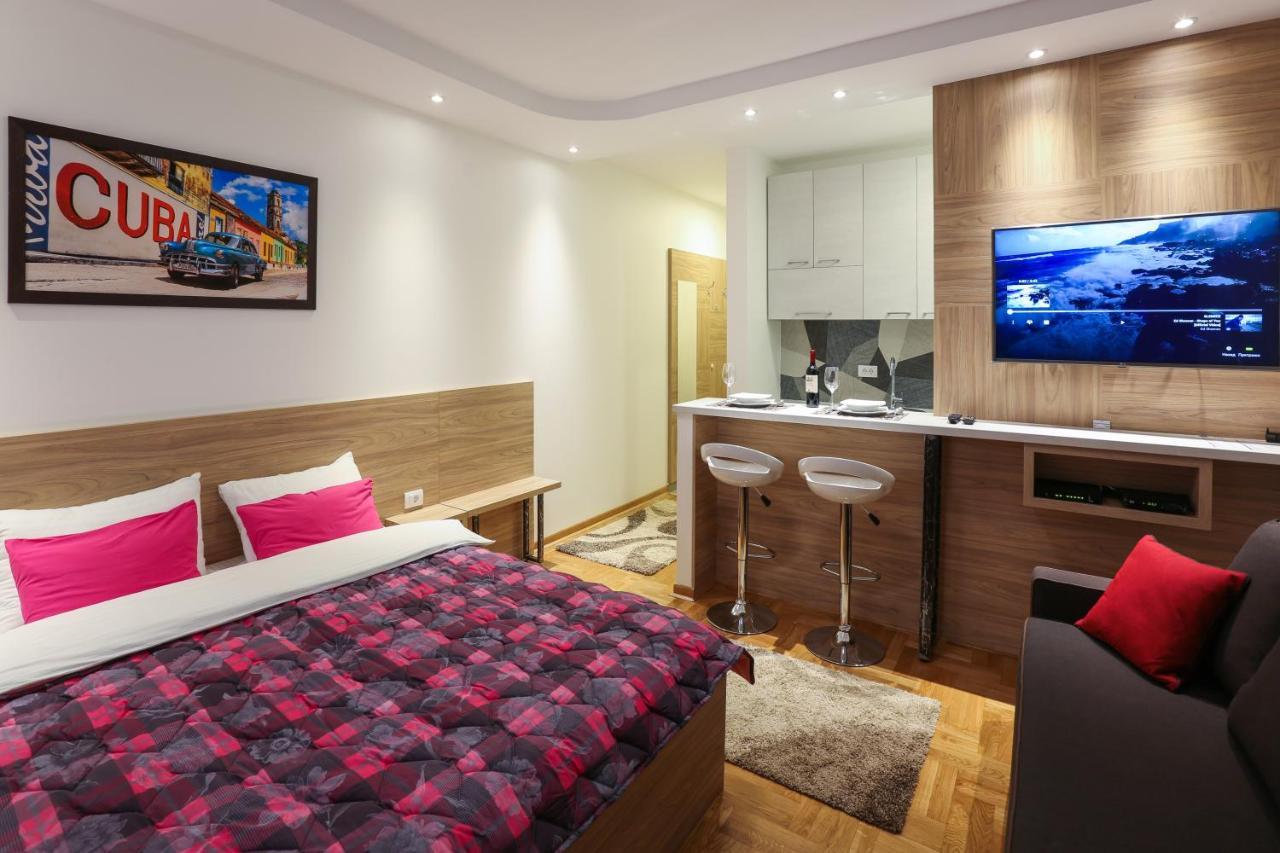 Apartment Promenada 30 Novi Sad Eksteriør billede