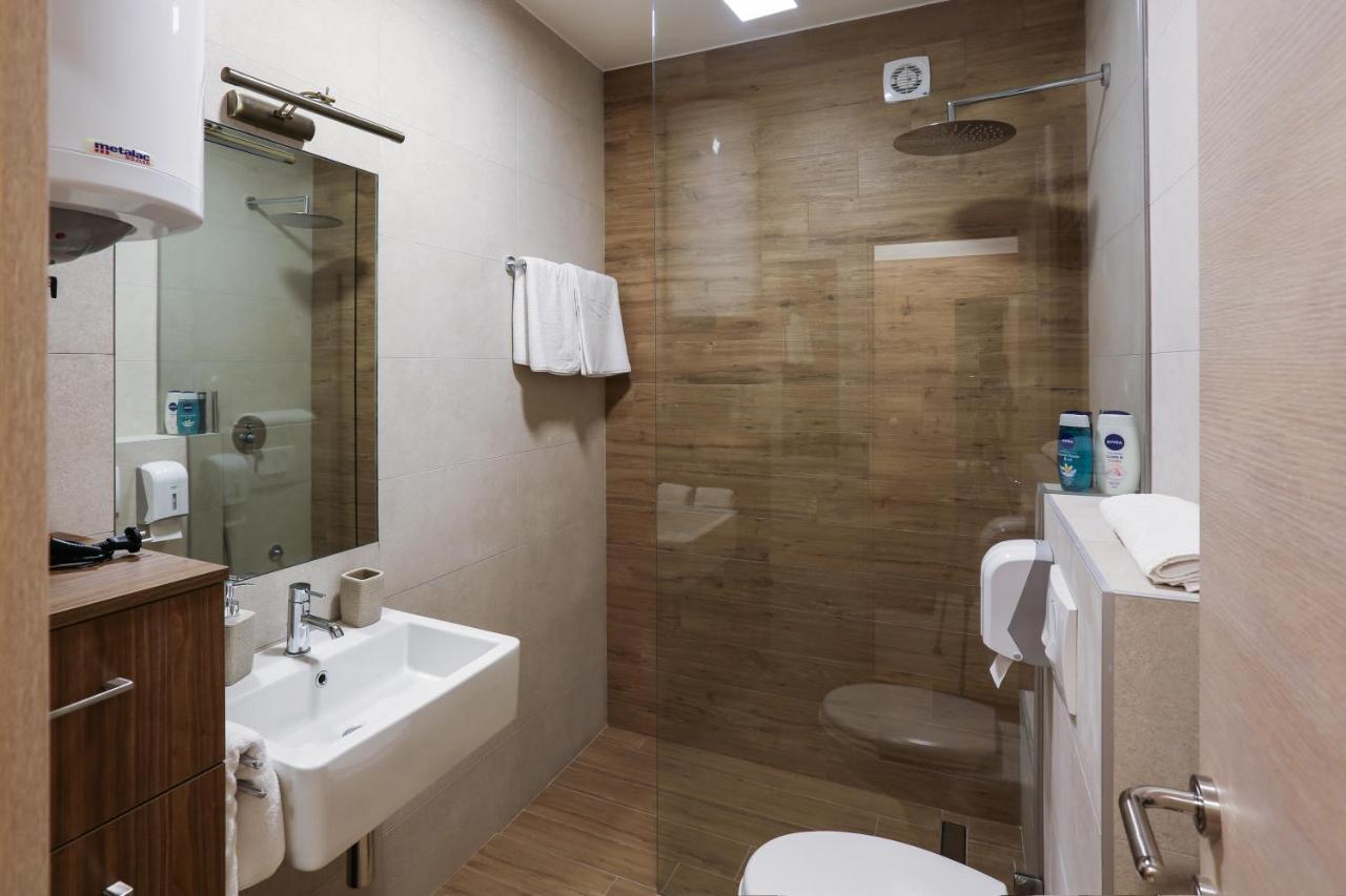 Apartment Promenada 30 Novi Sad Eksteriør billede